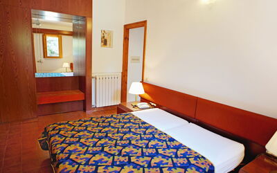 Logement:&nbsp;Costa di Kair ed Din 100.7