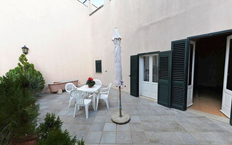 Carovigno: Propriété, Bâtiment, Maison, Pièce, Immobilier, Appartement, Sol, Architecture, Domicile, Design Intérieur
