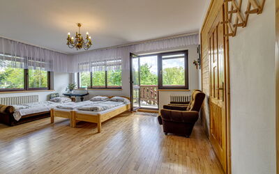 Logement:&nbsp;Super Hacjenda 100.2