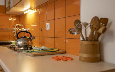 Logement:&nbsp;Super Hacjenda 100.3