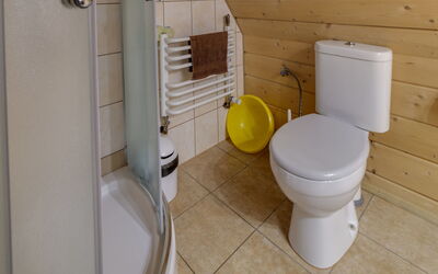 Logement:&nbsp;Super Hacjenda 100.4