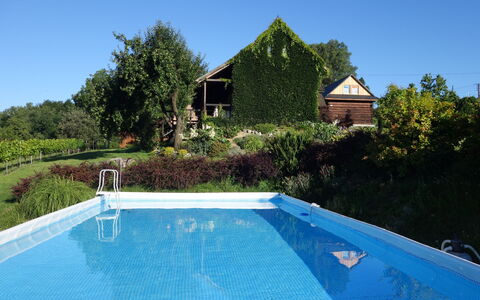 Jura Dla Ciebie: L'Eau, Plante, Ciel, Propriété, Piscine, Bâtiment, La Nature, Ombre, Arbre, Architecture