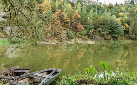 Parkany 1: L'Eau, Plante, Bateau, Ressources En Eau, Communauté Des Plantes, Environnement Naturel, Paysage Naturel, Ciel, Mélèze, Bateaux Et Nautique - Materiel Et Fournitures