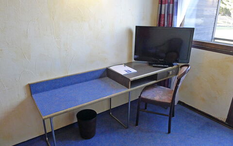 Logement:&nbsp;Eurotel 100.6