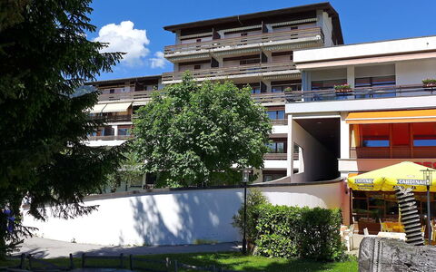 Villars 130: Propriété, Bâtiment, Maison, Architecture, Zone Résidentielle, Immobilier, Domicile, Appartement, Ciel, Usage Mixte