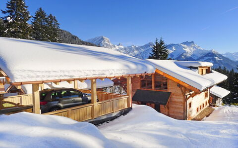 Khamariah: Neige, L'Hiver, Propriété, Ciel, Domicile, Montagne, Maison, Arbre, Cabane En Rondins, Immobilier