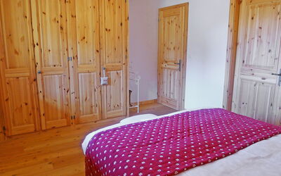 Logement:&nbsp;Rhodonite 24 764.8