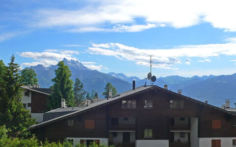 Villars 765: Ciel, Montagne, Montagnes Relief, Nuage, Maison, Chaîne De Montagnes, Propriété, Station De Montagne, Toit, Ville