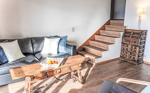 Villars 765: Meubles, Design Intérieur, Bois, Sol, Canapé, Appartement, Sol, Salon, Domicile, Éclairage