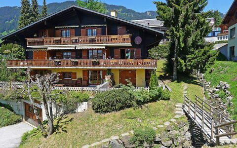 Goeland N°4: Plante, Ciel, Bâtiment, Fenêtre, Arbre, La Nature, Paysage Naturel, Maison, Montagne, Lot Terre
