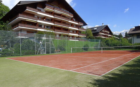 Villars 800: Nuage, Ciel, Bâtiment, Plante, Lot Terre, Design Urbain, Herbe, Zone Résidentielle, Immobilier, Loisir