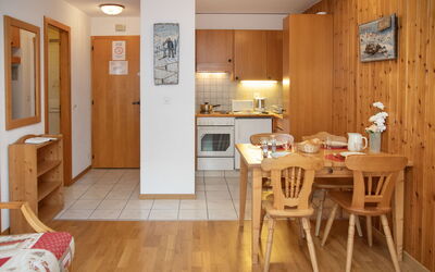 Logement:&nbsp;Eaux-Vives 205 150.25