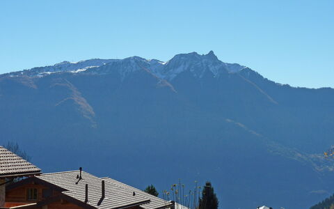 Ovronnaz 170: Montagnes Relief, Montagne, Chaîne De Montagnes, Ciel, Station De Montagne, Alpes, Bleu, Toit, Crête, Colline