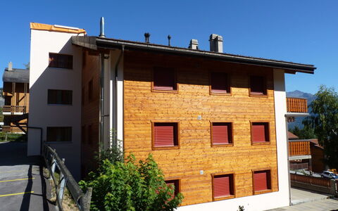 Ovronnaz 170: Maison, Propriété, Bâtiment, Domicile, Zone Résidentielle, Architecture, Façade, Immobilier, Toit, Mur