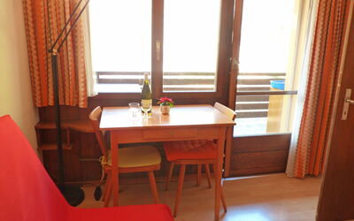 Logement:&nbsp;Tourbillon a 27 240.7