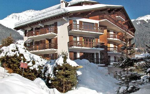 Verbier 582: Ciel, Neige, Bâtiment, Propriété, Plante, Montagne, Fenêtre, Pente, Maison, Architecture