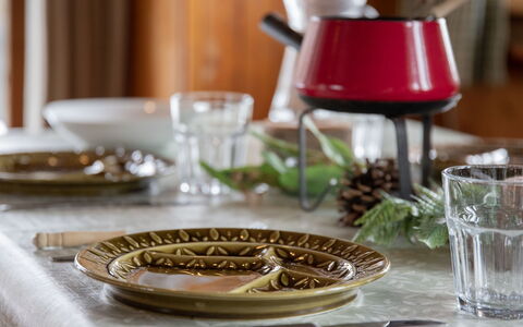 Sven Heul: Vaisselle, Serveware, Vaisselle, Assiette, Porcelaine, Aliments, Dînette, Nappe De Table