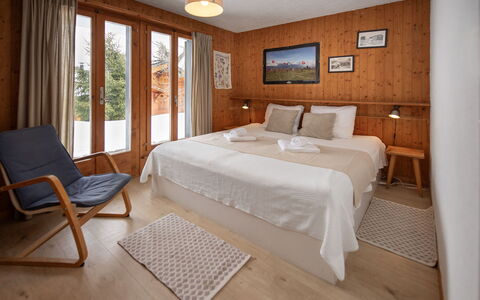 Sven Heul: Meubles, Mur, Design Intérieur, Bois, Sol, Chambre, Sol, Plafond, Lit, Pièce
