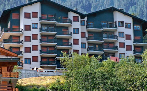 Foret E3: Zone Résidentielle, Quartier, Propriété, Maison, Bâtiment, Architecture, Appartement, Domicile, Ville, Façade