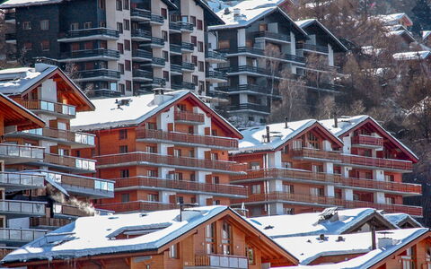 Nendaz 660: Bâtiment, Neige, Fenêtre, Propriété, Maison, Gelé, Quartier, Design Urbain, Monde, Bois