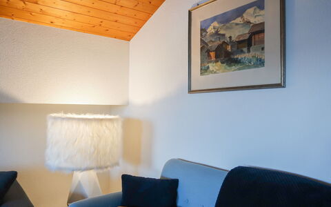 Nendaz 830: Propriété, Meubles, Confort, Cadre, Canapé, Bois, Design Intérieur, Salon, Canapé-Lit, Lampe
