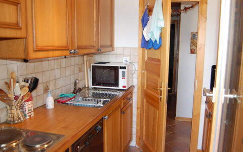 Nendaz 831: Pièce, Comptoir, Cuisine, Propriété, Cabinetry, Meubles, Bâtiment, Sol, Maison, Principaux Appliance
