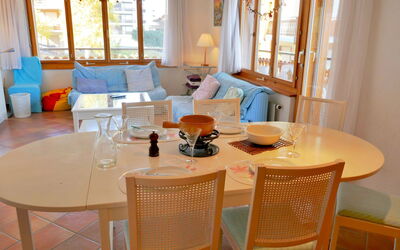 Logement:&nbsp;Ambassador i Apt 7 831.3