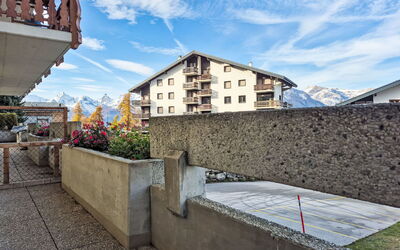 Logement:&nbsp;Ambassador 2 1 831.8