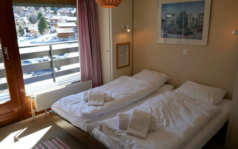 Bel Alp D3: Chambre, Lit, Meubles, Pièce, Propriété, Cadre De Lit, Matelas, Drap De Lit, Literie, Design Intérieur