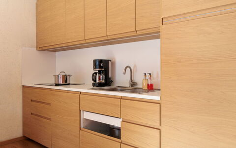 Ecluses 2: Cabinetry, Sol, Bois, Comptoir, Design Intérieur, Meubles, Cuisine, Sol, Placard, Marron
