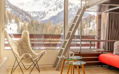 Rosablanche D63 100.109: Meubles, Design Intérieur, Bois, Sol, Sol, Salon, Chaise, Pièce, Domicile, Appartement