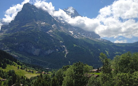 Chalet Doris: Nuage, Ciel, Montagne, Plante, Paysage Naturel, Arbre, Terrain, Cumulus, Paysage, Pente