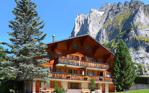 Chalet Chiebrendli: Maison, Propriété, Domicile, Bâtiment, Paysage Naturel, Architecture, Montagne, Immobilier, Biens, Arbre