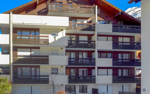 Zermatt 45: Zone Résidentielle, Propriété, Architecture, Appartement, Bâtiment, Maison, Usage Mixte, Condominium, Immobilier, Façade