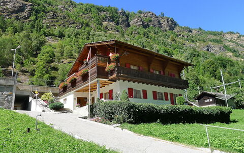 Christl: Propriété, Station De Montagne, Montagnes Relief, Paysage Naturel, Chaîne De Montagnes, Montagne, Maison, Alpes, Bâtiment, Village De Montagne