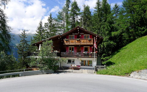Lärchenheim: Propriété, Maison, Domicile, Chaîne De Montagnes, Bâtiment, Immobilier, Alpes, Montagne, Architecture, Arbre