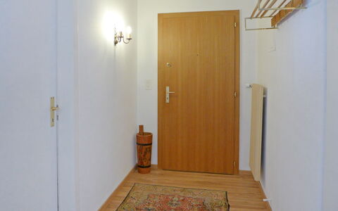 Crans-Montana 155: Pièce, Propriété, Sol, Dur, Tache De Bois, Mur, Bois, Maison, Parquet, Bâtiment