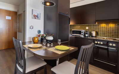 Logement:&nbsp;Jeanne D'Arc Apt. A-8 180.11