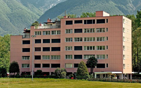 Locarno 2: Bâtiment, Propriété, Architecture, Établissements Humains, Condominium, Immobilier, Appartement, Maison, Ville, Zone Résidentielle