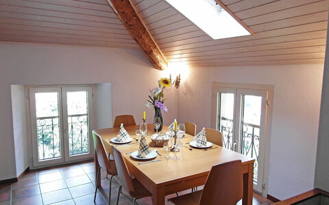 Tazzino: Pièce, Propriété, Plafond, Salle À Manger, Bâtiment, Maison, Design Intérieur, Immobilier, Meubles, Table