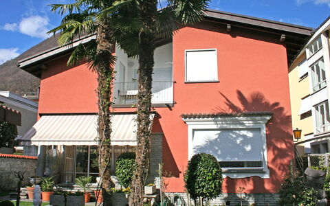 Tre G Og: Propriété, Maison, Zone Résidentielle, Domicile, Bâtiment, Immobilier, Quartier, Architecture, Façade, Arbre