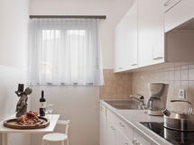 Logement:&nbsp;Large Suite 200.14