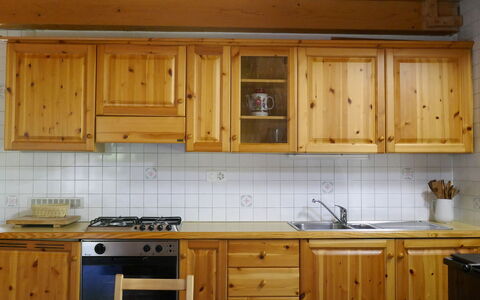 Rustico Dara Cotta: Cuisine, Comptoir, Cabinetry, Appareil De Cuisine, Meubles, Bois, Sol, Design Intérieur, Plafond, Placard