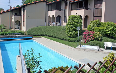 Bellavista Erika 19: Propriété, Maison, Piscine, Immobilier, Bâtiment, Zone Résidentielle, Domicile, Villa, Arbre, Vacances