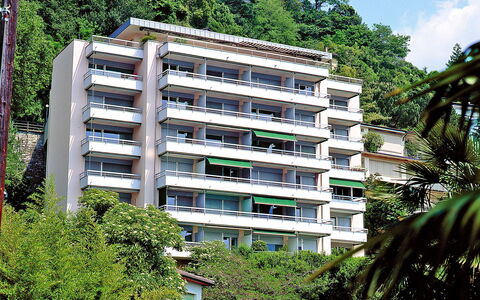 Castagnola 100: Condominium, Zone Résidentielle, Bâtiment, Propriété, Architecture, Végétation, Appartement, Zone Métropolitaine, Immobilier, Maison