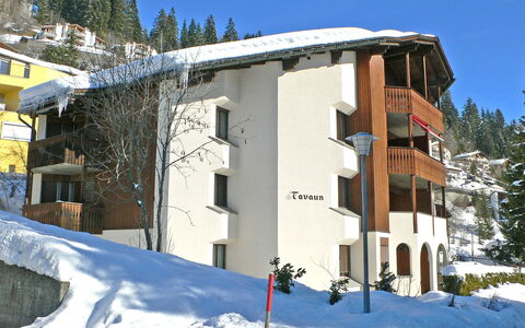 Flims 200: Bâtiment, Jour, Appartement, Ville, Zone Résidentielle, Quartier, Condominium, Design Urbain, Usage Mixte