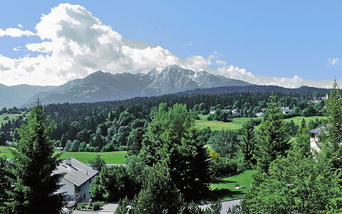 Flims 200: Bâtiment, Jour, Appartement, Ville, Zone Résidentielle, Quartier, Condominium, Design Urbain, Usage Mixte