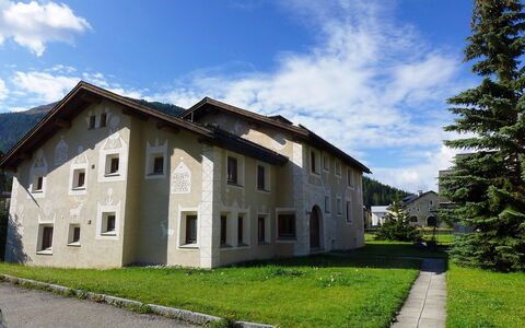 Chesa Chanella 5: Propriété, Maison, Bâtiment, Domicile, Biens, Architecture, Immobilier, Ciel, Zone Résidentielle, Zone Rurale
