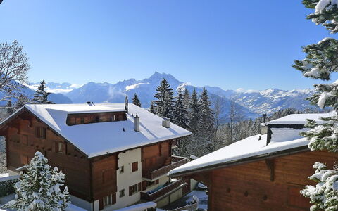 Les Bruyères 25: Neige, L'Hiver, Propriété, Montagne, Montagnes Relief, Toit, Ciel, Domicile, Chaîne De Montagnes, Maison