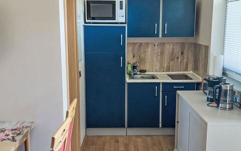 Goetheallee: Bois, Sol, Sol, Meubles, Design Intérieur, Pièce, Principaux Appliance, Cuisine, Cabinetry, Placard